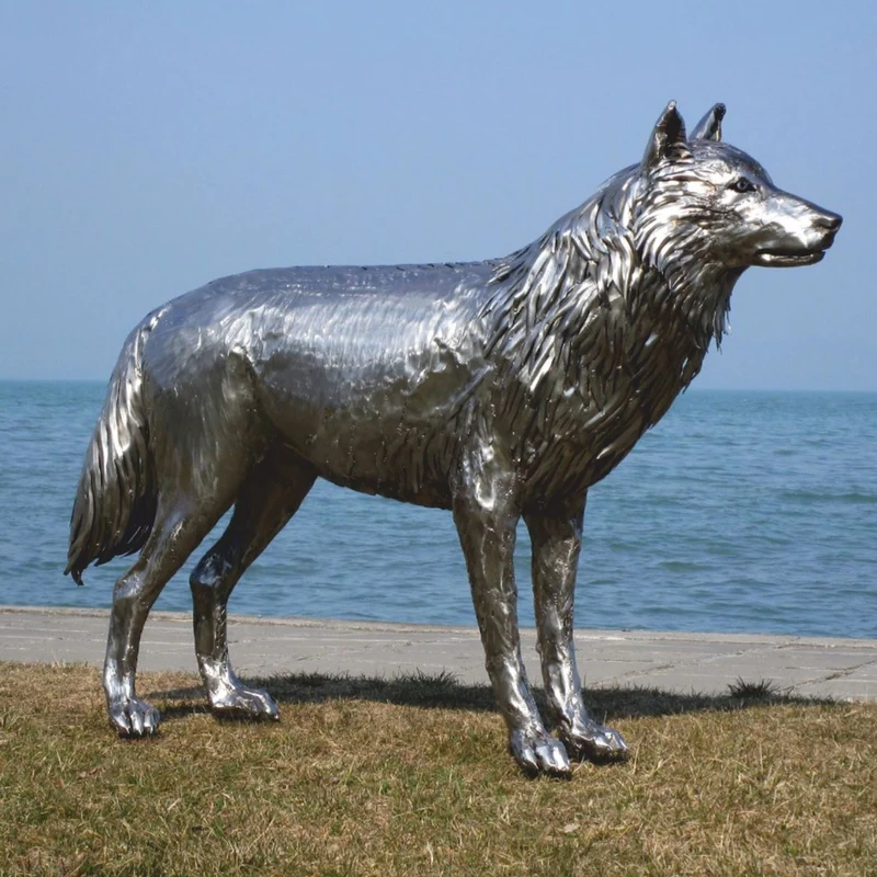 Casa Padrino Luxus Deko Skulptur Wolf Silber 142 cm - Lebensgroße Edelstahl Skulptur - Garten Deko Figur - Garten Metall Skulpturen