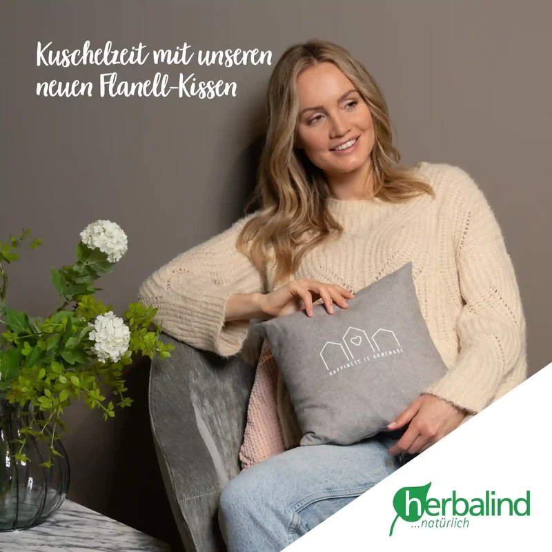 Zirbenkissen 30x30cm, "happiness is homemade", Flanell Hellgrau