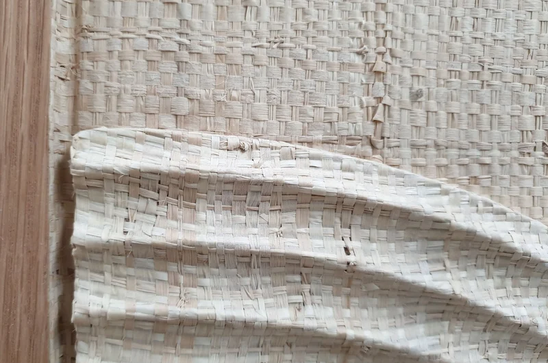 Casa Padrino Luxus Wanddekoration Naturfarben 75 x 4 x H. 122 cm - Wandrelief Elias aus Palmengeflecht mit Rahmen aus Eichenfurnier - Luxus Deko Accessoires