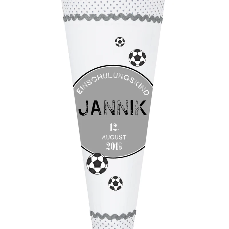 Coole Stoffschultüte für Jungen | Schultüte für Fußballfans aus Stoff mit dem Namen und Fußbällen handgefertigt | Optional mit Füllkissen und Spitzenschutz