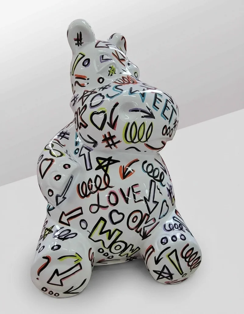 Casa Padrino Luxus Deko Skulptur Nilpferd Graffiti Sitzend H. 95 cm - Deko Skulptur - Deko Figur - Tierfigur - Gartendeko