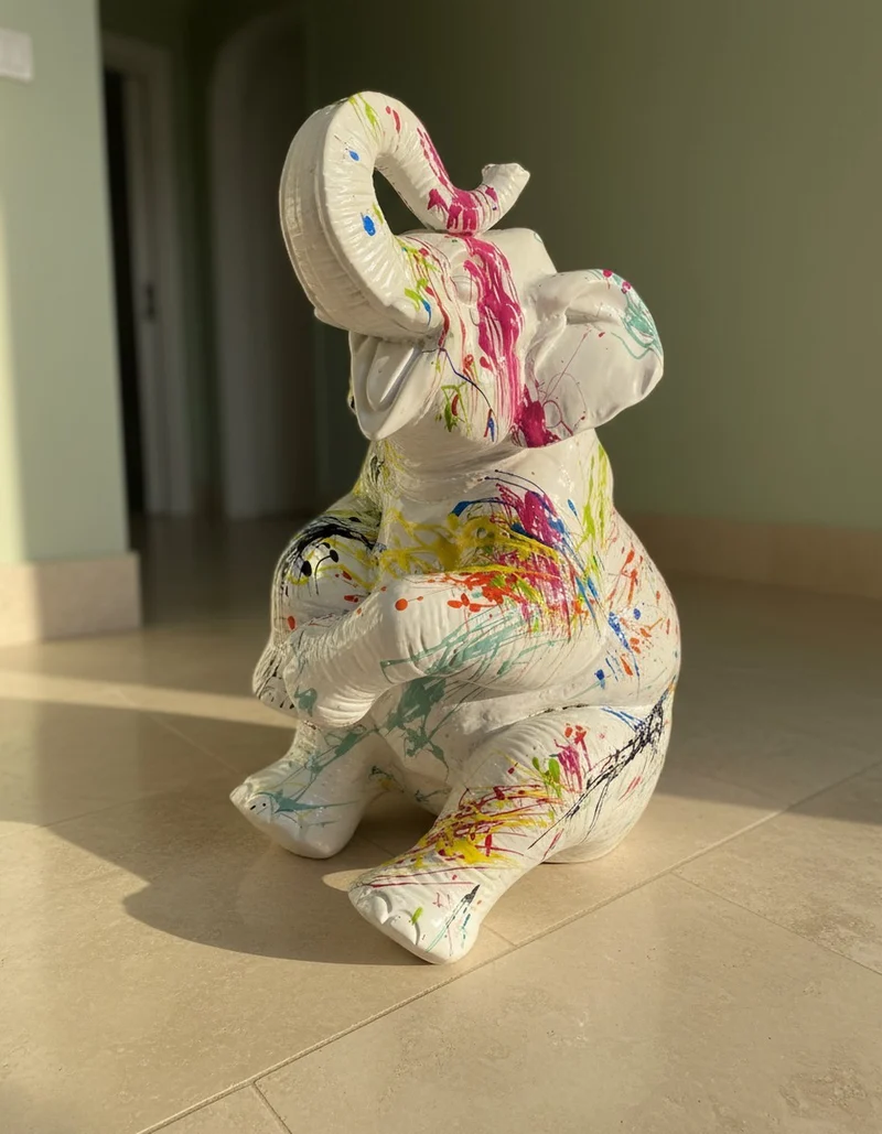 Casa Padrino Luxus Deko Skulptur Elefant Sitzend Splash H. 30 cm - Deko Skulptur - Deko Figur - Tierfigur - Gartendeko