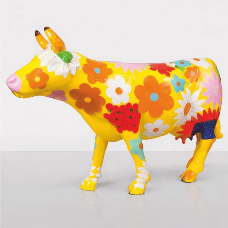 Casa Padrino XXL Deko Skulptur Kuh Gelb / Bunt 220 cm - Lebensgroße Garten Figur