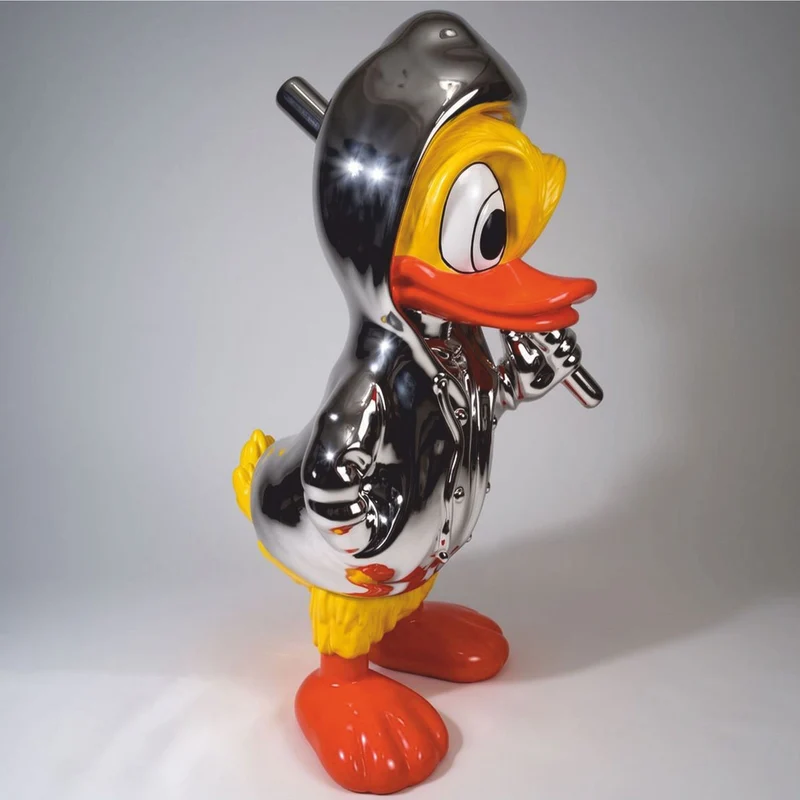 Casa Padrino XXL Deko Skulptur Ente Silber / Gelb / Orange H. 165 cm - Deko Figur