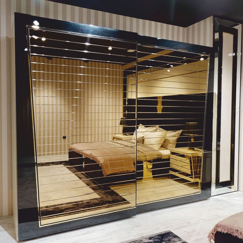Casa Padrino Luxus Schlafzimmerschrank mit 2 Schiebetüren Schwarz / Gold 280 x H. 230 cm
