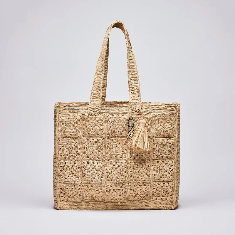 Sac cabas Amandine en raphia confectionné à la main