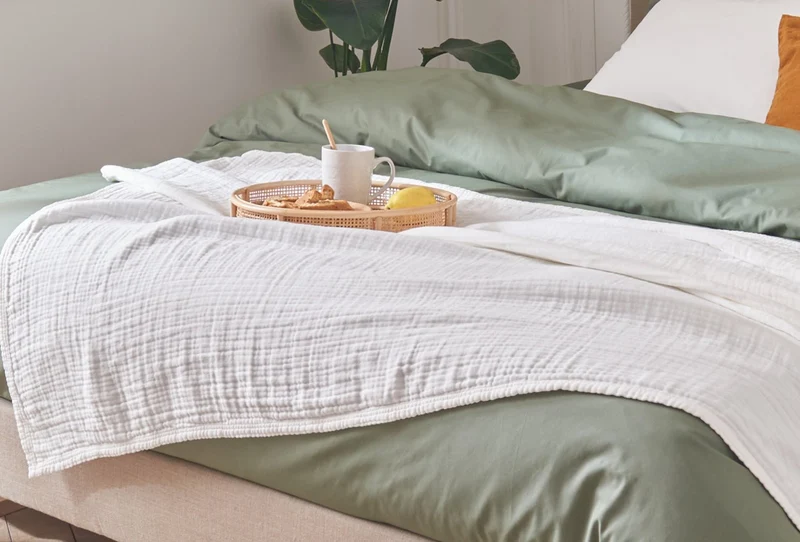 Plaid en gaze de coton biologique TIO