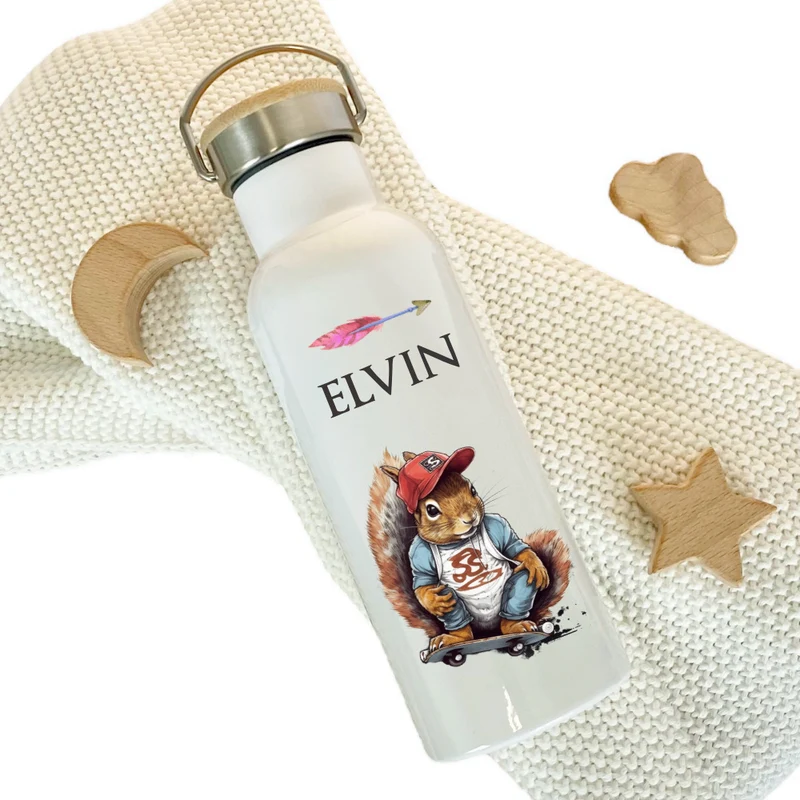 Kinder Trinkflasche "Eichhörnchen Skater" personalisiert für Jungen / Teenager mit Namen | Edelstahl Thermosflasche Tiermotiv mit Bambusdeckel | Kita Schule 500ml