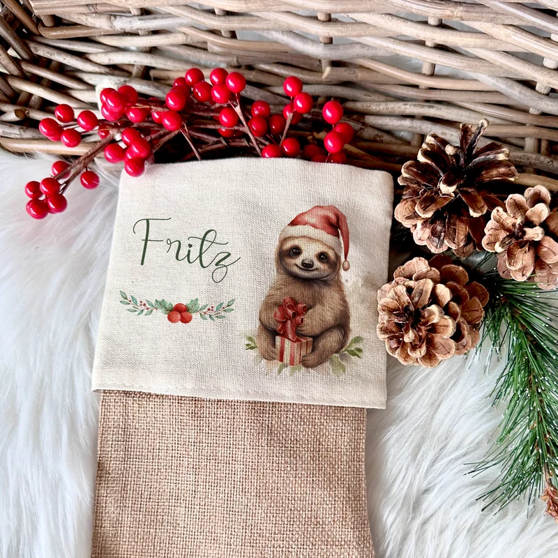Personalisierter Weihnachtsstrumpf Faultier für Mädchen, Jungen, Teenager mit Namen zu Nikolaus und Weihnachten | Nikolausstrumpf Geschenkidee für Kinder I 7 Motivvarianten zur Auswahl