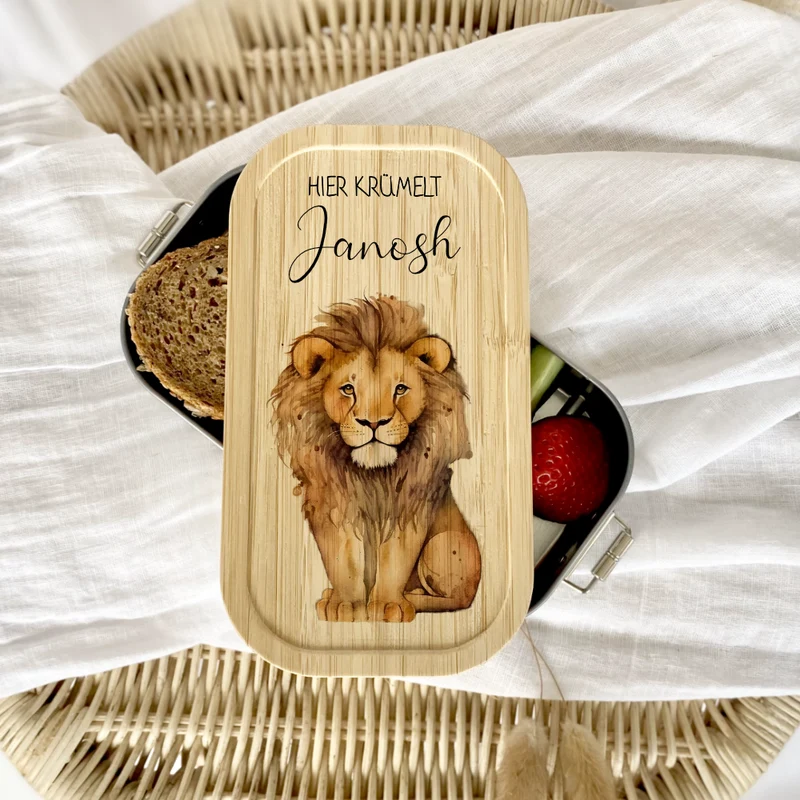 Brotdose "Löwe" wählbar in Edelstahl mit Bambusdeckel und Namen für Kinder | Brotdose mit Tier Safari Motiv | Personalisiertes Geschenk für Kinder