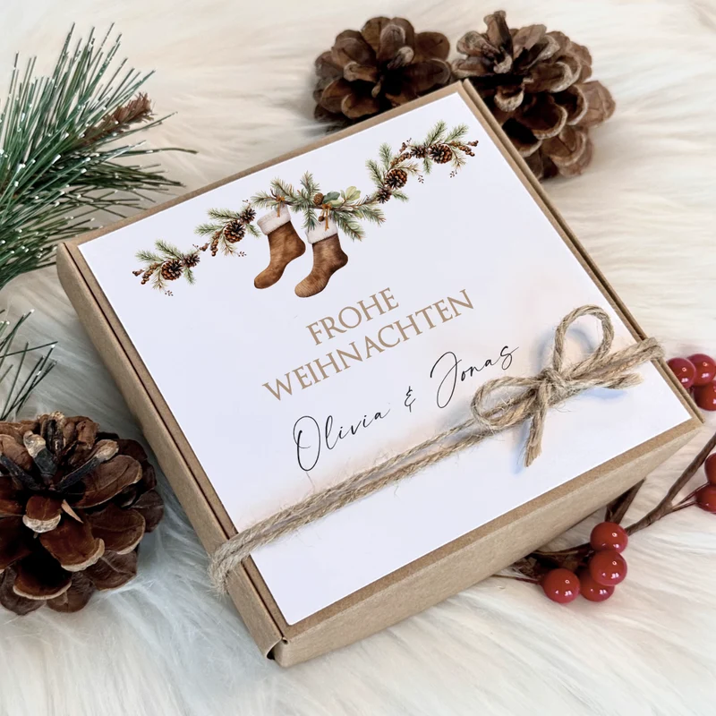 Geschenkschachtel Weihnachtsschleife Geschenkidee an Weihnachten I Geschenk Box mit Namen Personalisiert I Weihnachtsgeschenk Karte I 3 Varianten
