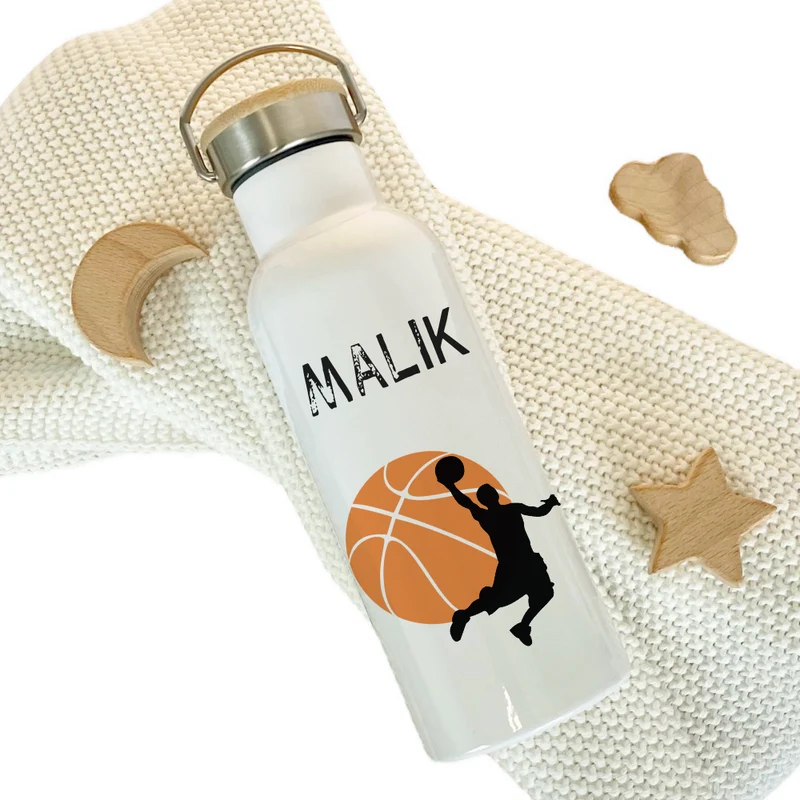 Personalisierte Kinder Trinkflasche "Basketball" für Kinder mit Namen | Thermosflasche Basketballspieler aus Edelstahl mit Bambusdeckel für Jungen & Teenager | 500ml