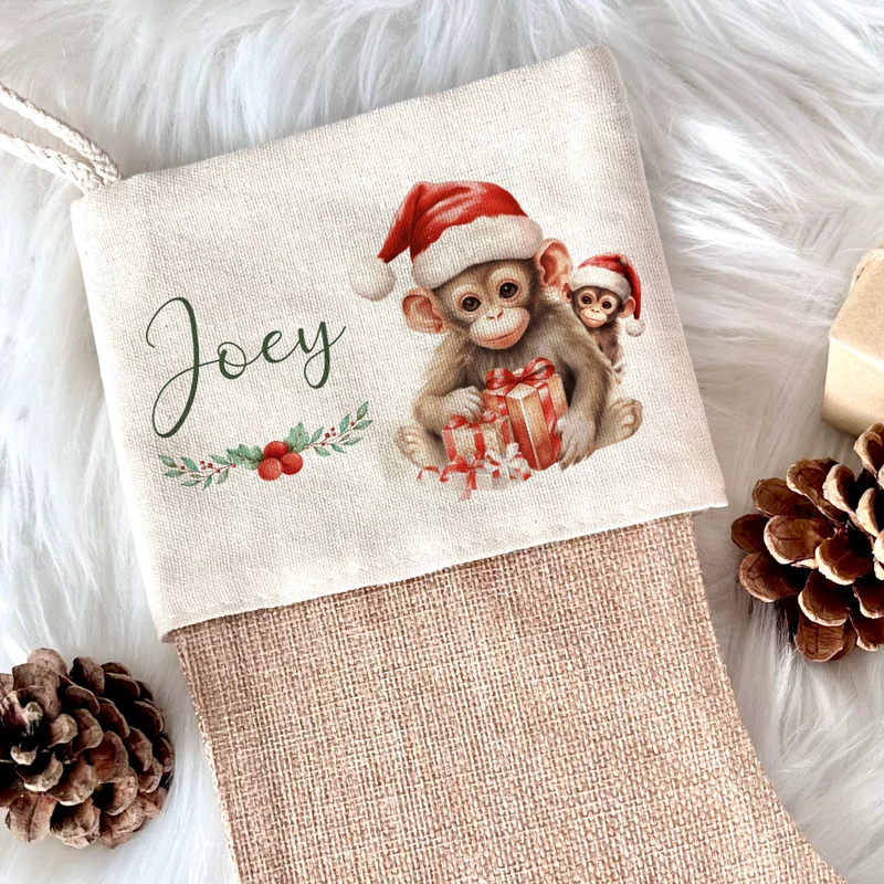 Personalisierter Weihnachtsstrumpf Äffchen für Mädchen u. Jungen mit Namen zum Nikolaus und Weihnachten | Nikolausstrumpf Geschenkidee für Kinder I 7 Motivvarianten zur Auswahl