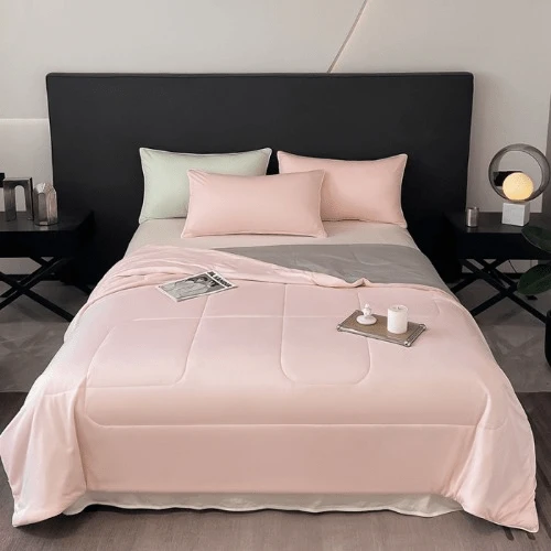 Elegear Double-Faced Two-Hue Ring-Stitched Cooling Comforter