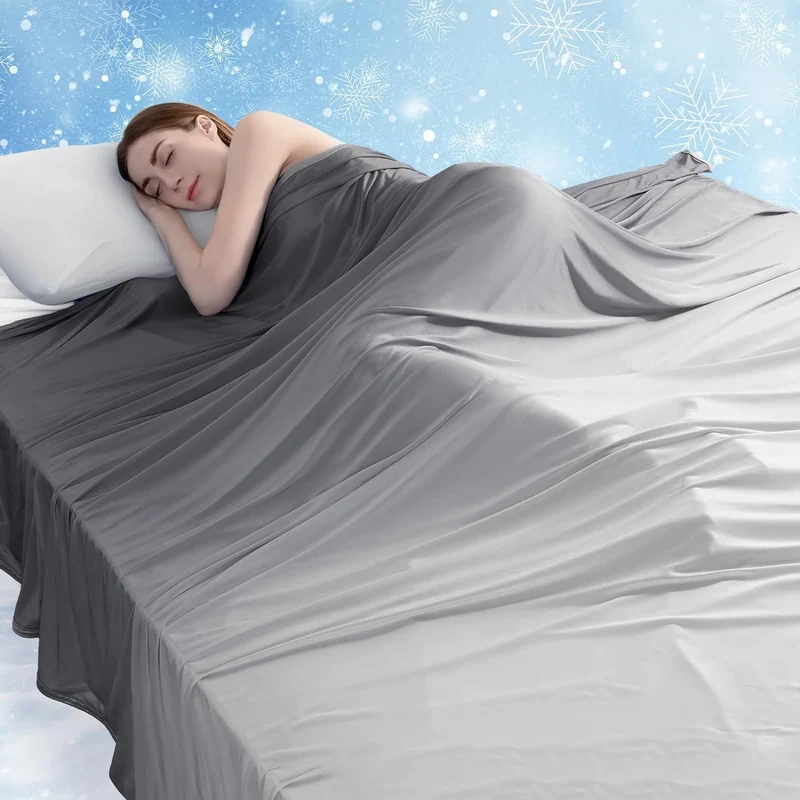 Q-Max > 0.5 Gradient Gray Cooling Blanket – Double-Sided, Breathable & Machine Washable