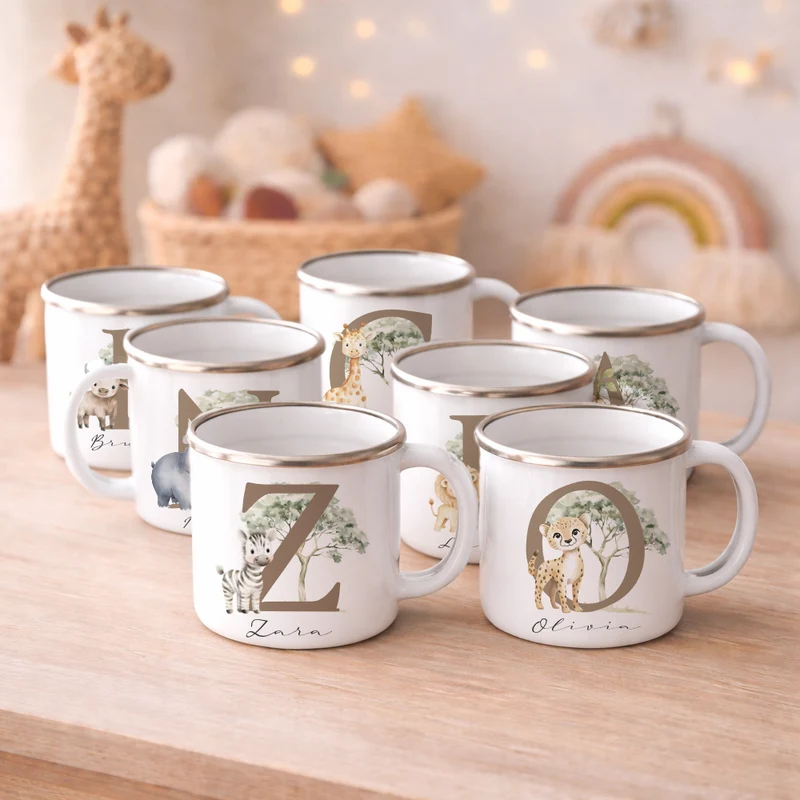 Personalisierte Emaille Tasse mit Namen & Buchstabe – Süße Safari Motive im Boho-Stil – Bruchsicherer Kinderbecher 300ml