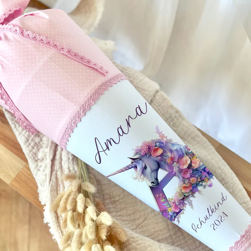 Einhorn Stoff Schultüte für Mädchen I Pferd Pony Zuckertüte Monogramm Namen Einschulungstüte Datum Blumen Füllkissen 70 cm I Optional mit Füllkissen und Spitzenschutz