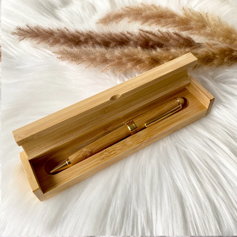 Personalisiertes Kugelschreiber Set "Alles Liebe" mit Wunschnamen und Bambus Etui
