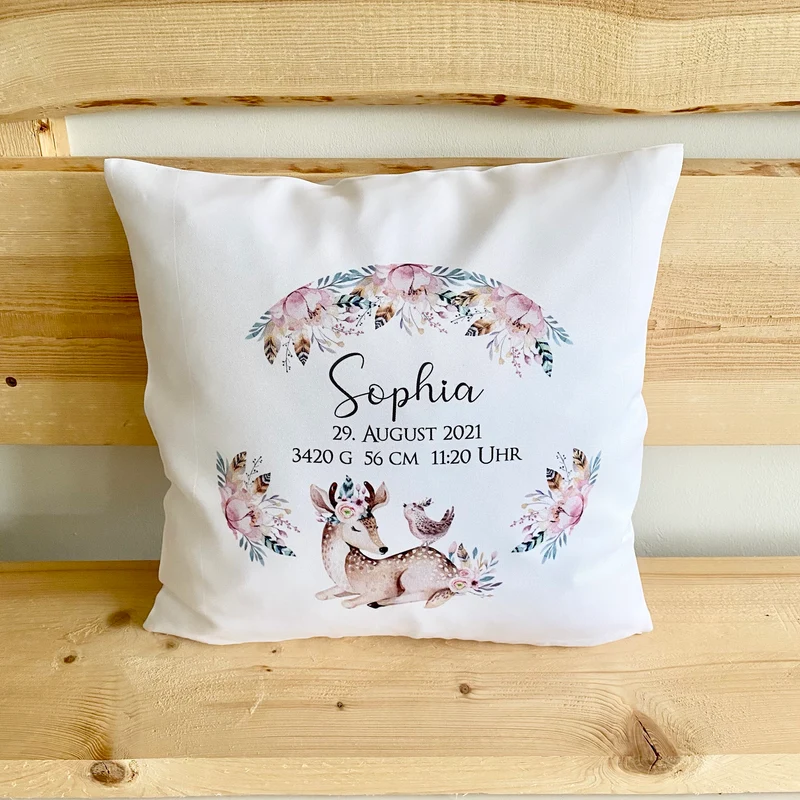 Boho Kissengeschenk für Kinder | Personalisiertes Kissen mit Motiv Reh | Besondere Geschenkidee für Babys u. Kinder zur Geburt u. Taufe | Perfekte Deko für das Kinderzimmer | 4 Motivvarianten zur Auswahl