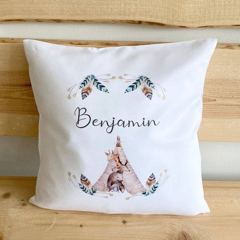 Boho Kissengeschenk für Kinder | Personalisiertes Kissen mit Motiv Reh | Besondere Geschenkidee für Babys u. Kinder zur Geburt u. Taufe | Perfekte Deko für das Kinderzimmer | 4 Motivvarianten zur Auswahl