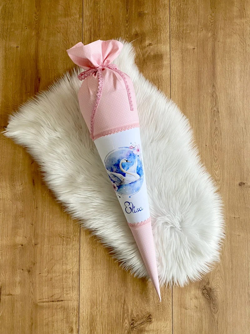 Schultüte "Schwan" aus Stoff | Personalisiert mit Namen und Datum für Mädchen | Optional mit Füllkissen und Spitzenschutz