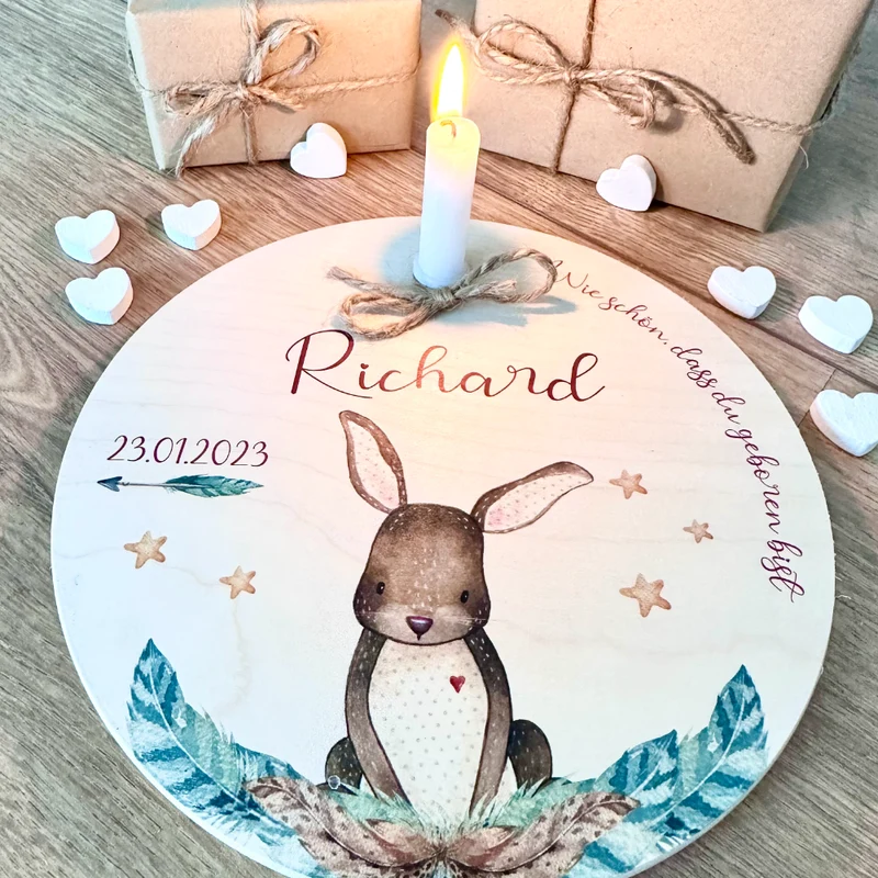 "Hase mit Herz" Geburtstagsteller für Kinder | Personalisierter Kerzenteller aus Holz für Mädchen und Jungen + Kerze | Geschenkidee zur Geburt, Taufe, Kindergeburtstag | weitere Motive zur Auswahl