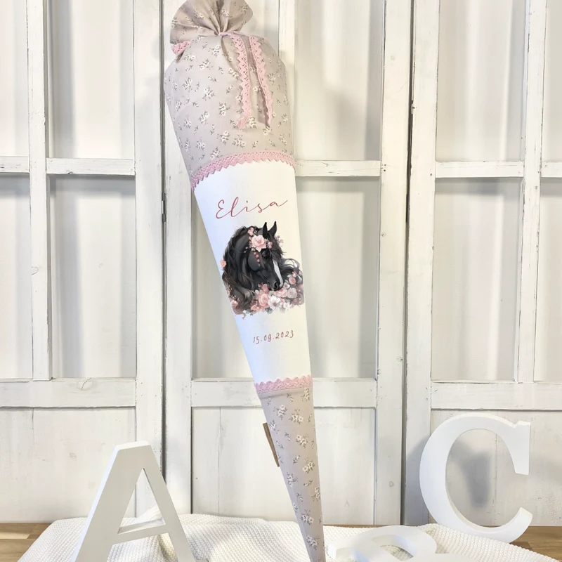 Pferd & Pony Stoff Schultüte für Mädchen mit Namen personalisiert Boho Zuckertüte Einschulungstüte Einschulung Datum Blumen Füllkissen 70 cm handgenäht I Optional mit Füllkissen und Spitzenschutz