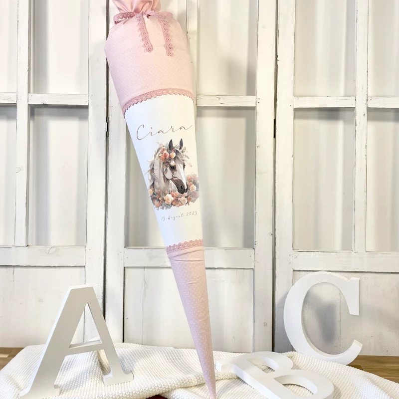 Pferde Stoff Schultüte Pony Zuckertüte in Rosa für Mädchen mit Namen Einschulungstüte Einschulung Datum Blumen Füllkissen 70 cm I Optional mit Füllkissen und Spitzenschutz