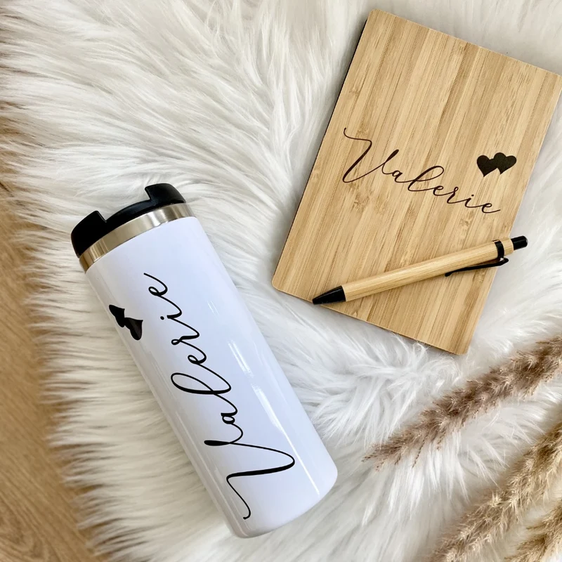 Geschenkset Thermobecher und Notizbuch "Herzen" mit Namen für Sie | Personalisiertes Geschenk für Frauen | Besondere Geschenkidee zum Geburtstag