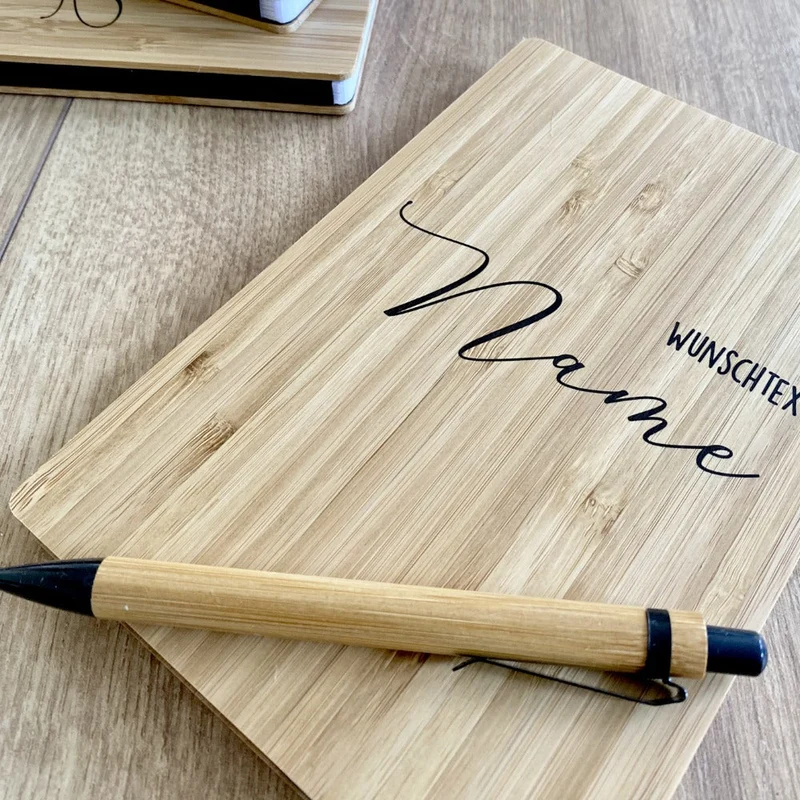Personalisiertes Notizbuch mit Namen und Wunschtext | Persönliche nachhaltige Geschenkidee für Sie u. Ihn