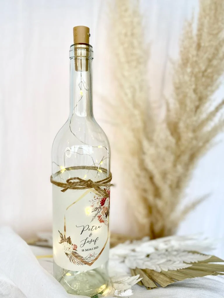 Personalisiertes Flaschenlicht zur Hochzeit | Besonderes Hochzeitsgeschenk | Handgefertigt mit den Namen des Paares und dem Hochzeitsdatum