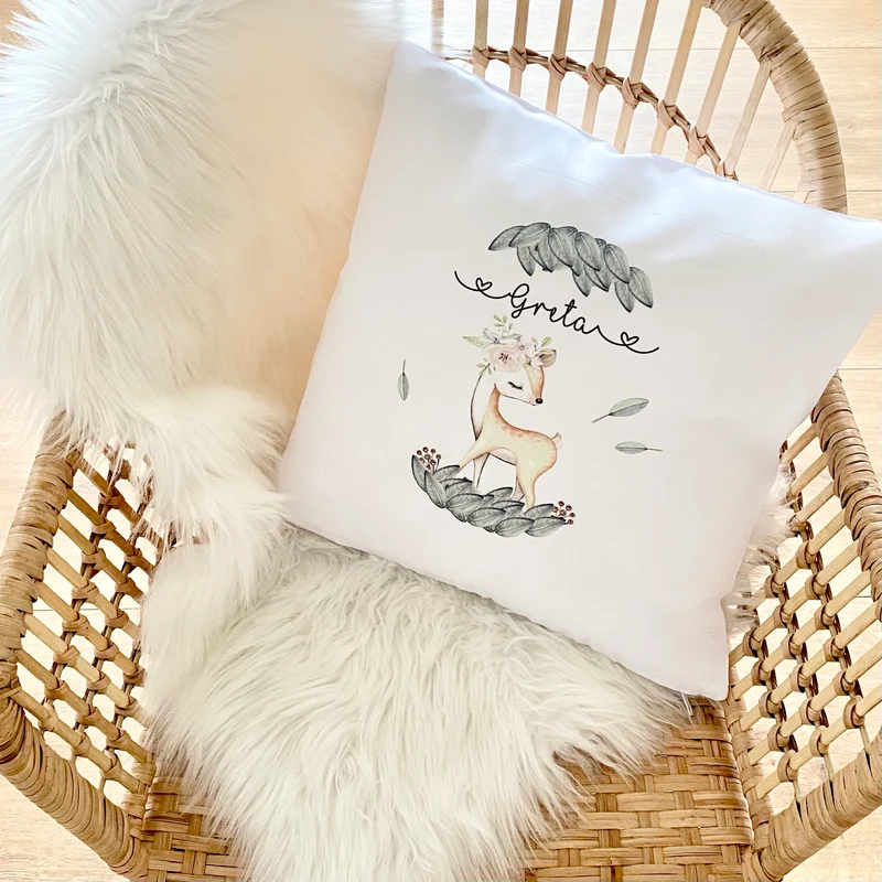 Kinderkissen "Fuchs" mit dem Namen des Kindes | Besondere Geschenkidee u. personalisiertes Geschenk für Mädchen und Jungen | Schöne Dekoration für das Kinderzimmer | 4 Motivvarianten zur Auswahl