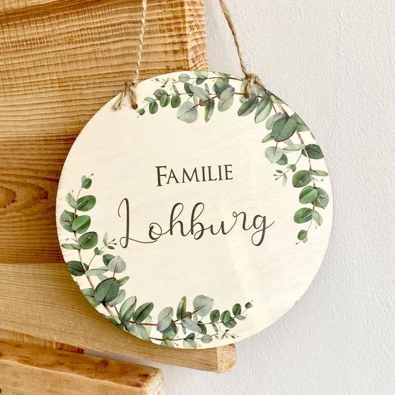 Personalisiertes Türschild aus Holz "Eukalyptus" | Besondere Dekoration für den Eingang und schöne Geschenkidee für Familien | 3 Motivvarianten zur Auswahl