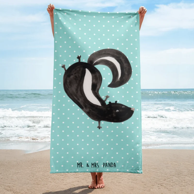 XL Badehandtuch Stinktier Handstand