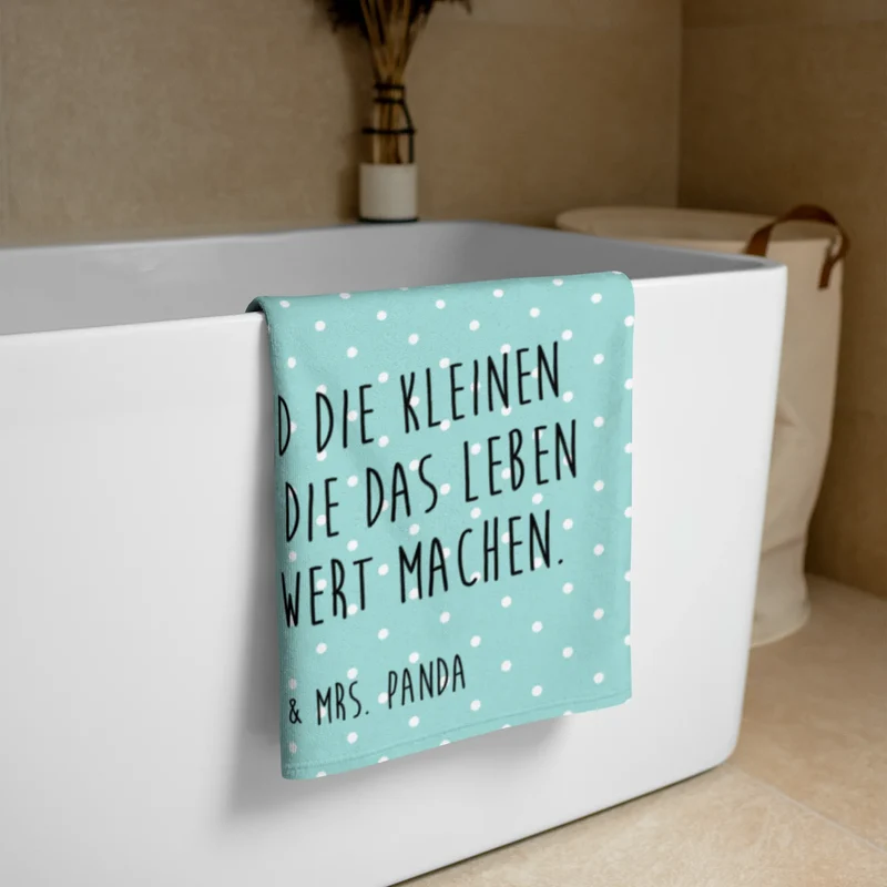 XL Badehandtuch Stinktier Ball