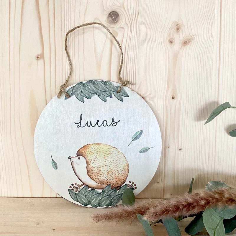 Namensschild "Rehkitz" für das Kinderzimmer in Rund | Personalisiertes Türschild aus Holz mit dem Namen des Kindes | Besonderes Geschenk in 4 Motivvarianten für Mädchen