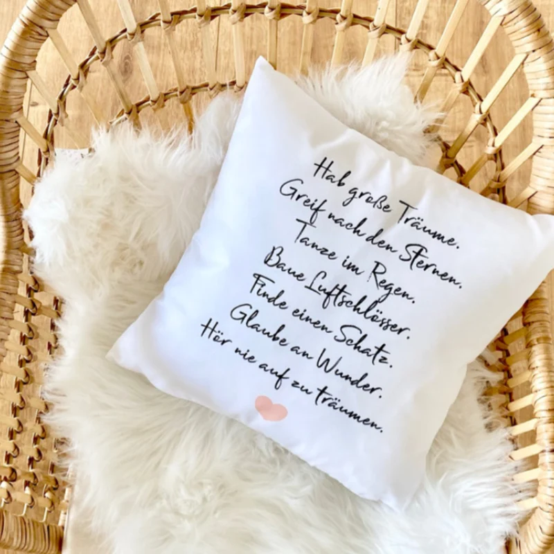 Kissen mit Spruch "Hab große Träume" | Besonderes Geschenk mit liebevollen Wünschen für Mädchen, Teenager und junge Frauen zum Geburtstag, zur Jugendweihe, zum Abi und als Wegbegleiter in eine schöne Zukunft