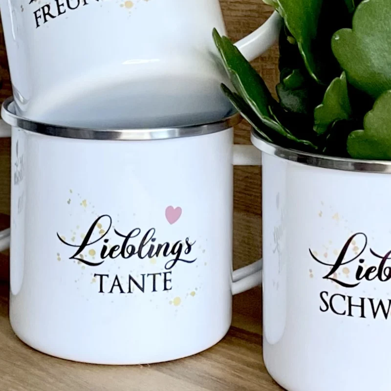 Tasse aus Emaille für die Oma | Kleines Geschenk für Großmütter | Emailletasse mit Motiv "Lieblingsoma" | 12 Motivvarianten zur Auswahl