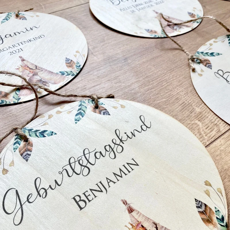 Personalisiertes Namensschild für Kinder zum Geburtstag | Kreative Geburtstagsdeko für Jungen u. Mädchen | Tolles Geschenk zum Kindergeburtstag | 2 Motivvarianten