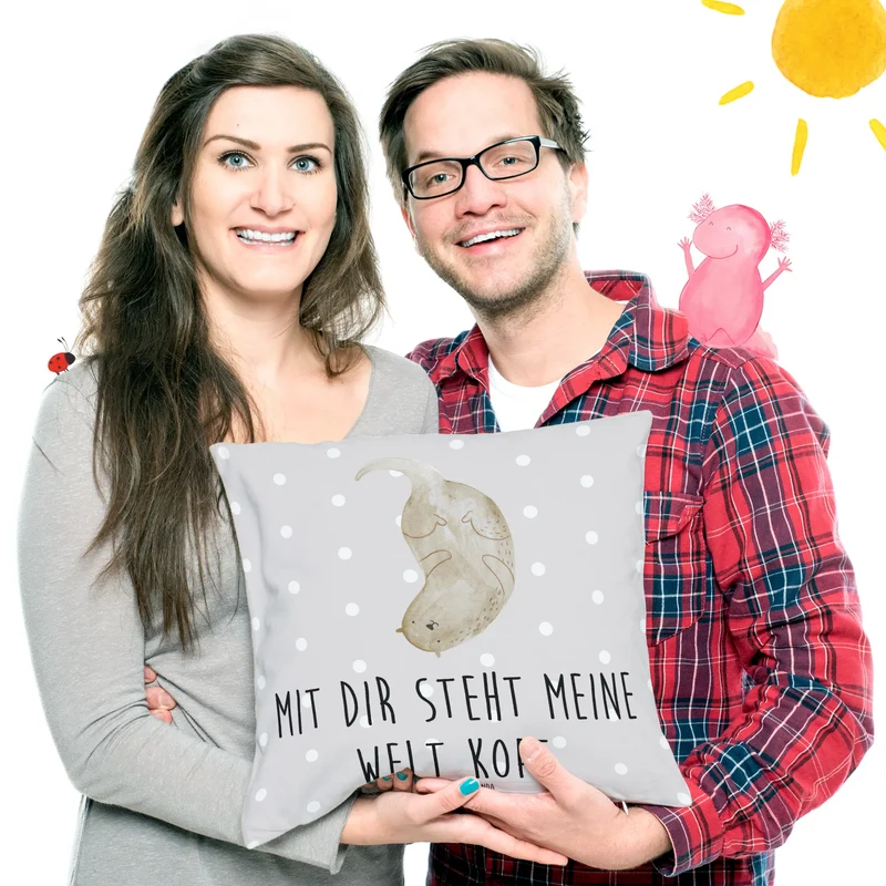 40x40 Kissen Otter Kopfüber