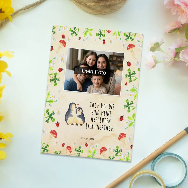 Personalisierte Foto Postkarte Pinguin umarmen