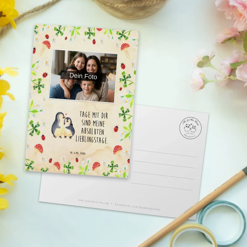 Personalisierte Foto Postkarte Pinguin umarmen