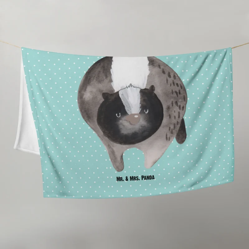 Babydecke Stinktier Angriff