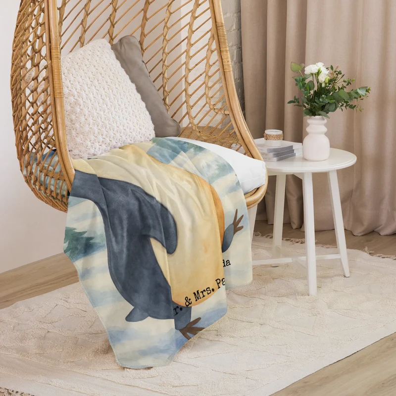 Sherpa Kuscheldecke Pinguin marschieren Design
