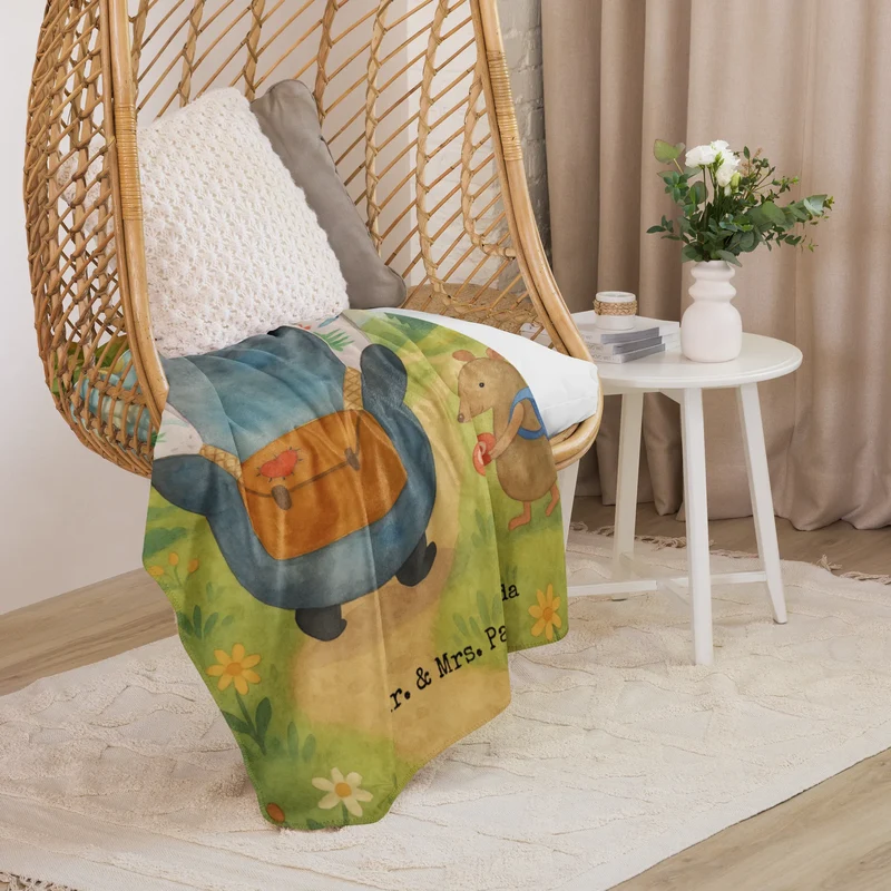 Sherpa Kuscheldecke Pinguin & Maus Wanderer Design