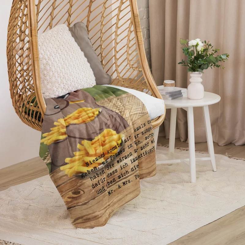 Sherpa Kuscheldecke Bär Pommes verliebt Design