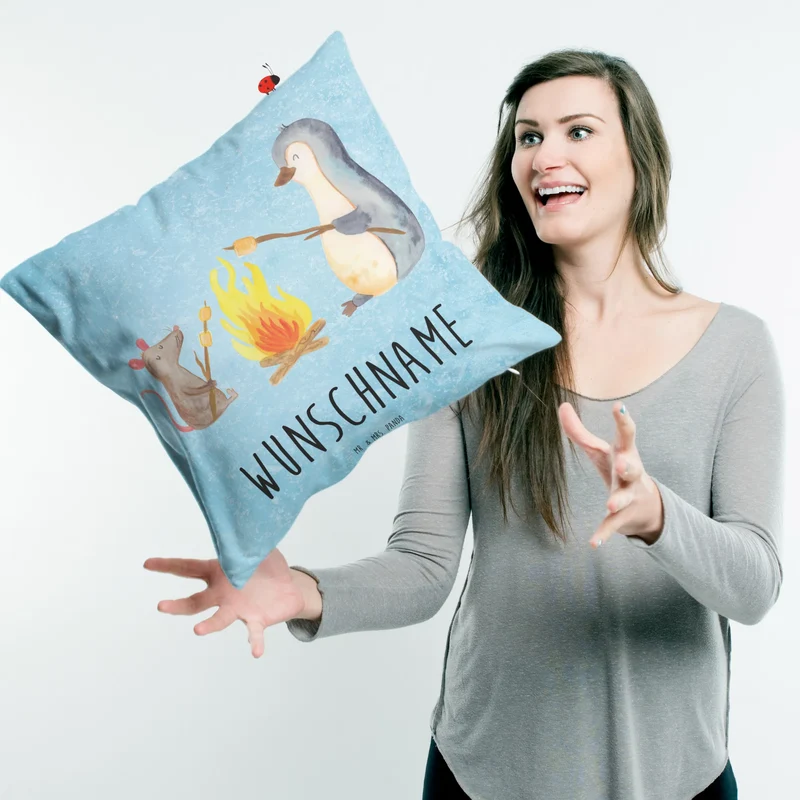 Personalisiertes Kissen Pinguin Lagerfeuer