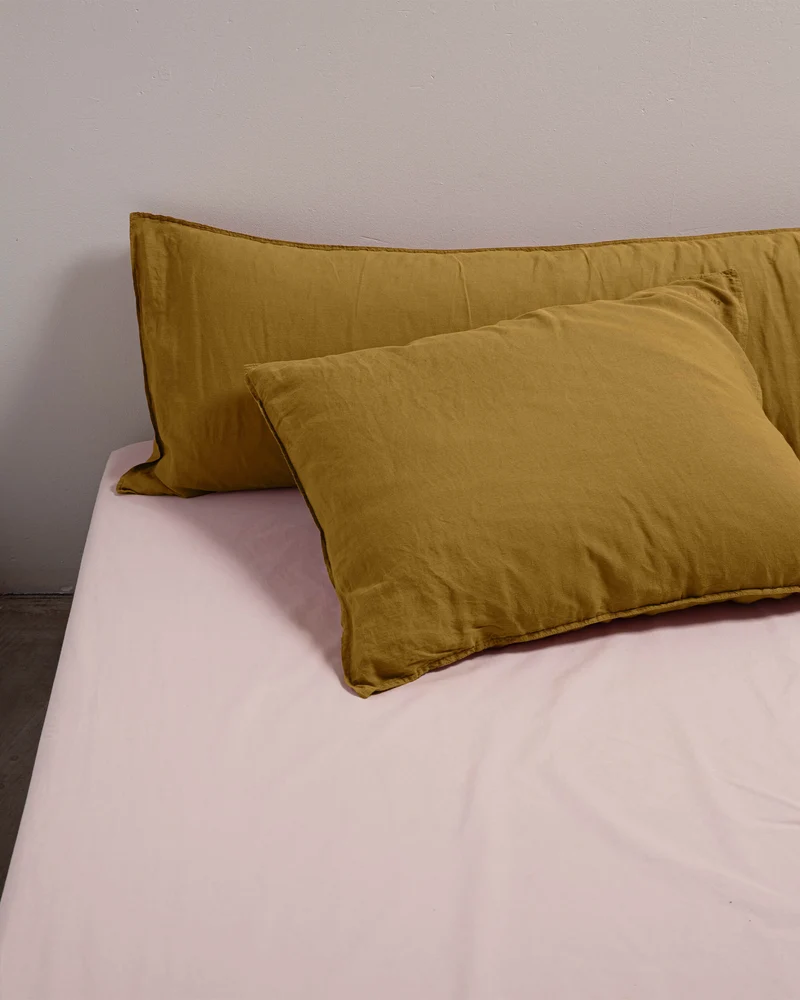 bedMATE Pillowcase Linen Khaki Gold